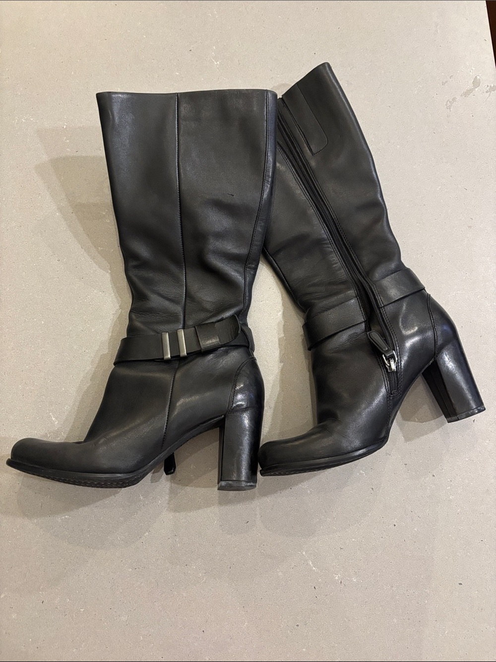 Ecco tall leather boots - Size 37